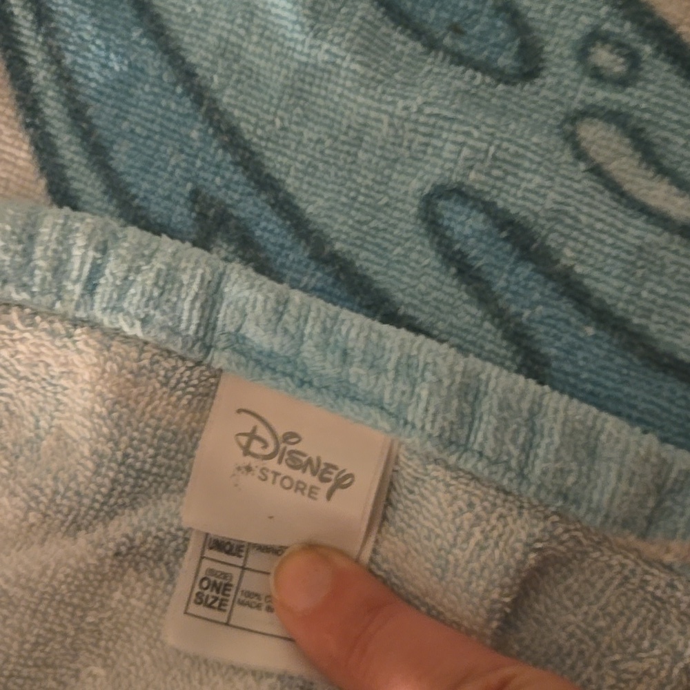 Vintage Disney Store Phineas And Ferb Beach Towel - Picture 2 of 2